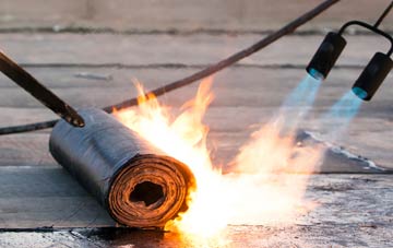 How End asphalt flat roofing repairs